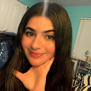 Meet your Posher, Laila